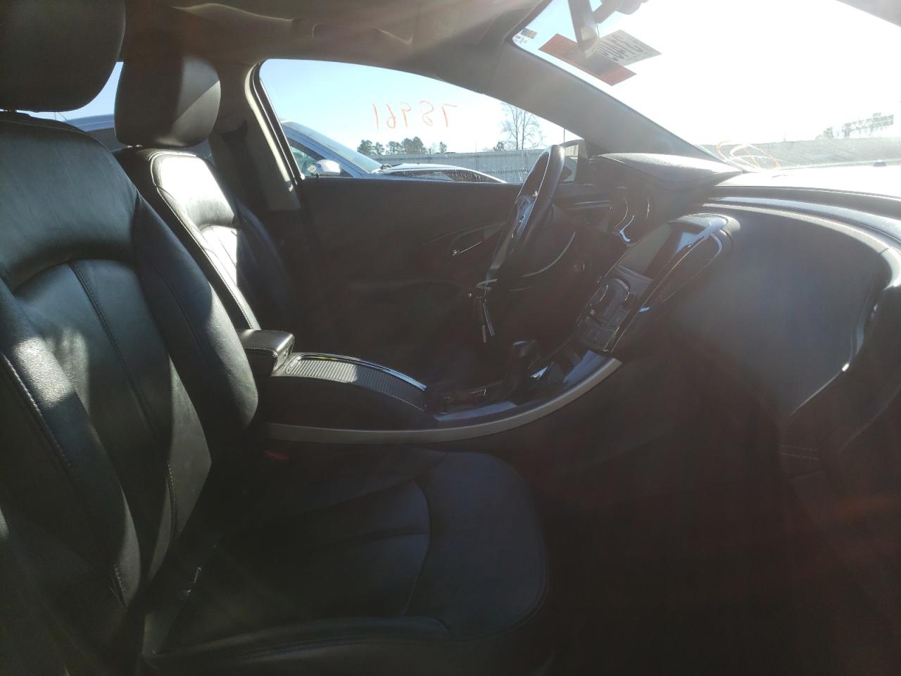 Photo 5 from auction – 2013 BUICK LACROSSE with VIN 1G4GC5E3XDF280031