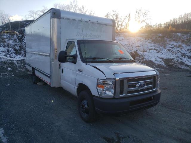 FORD ECONOLINE 2018 with VIN 1FDWE3FS7JDC33577 - Photo from auction