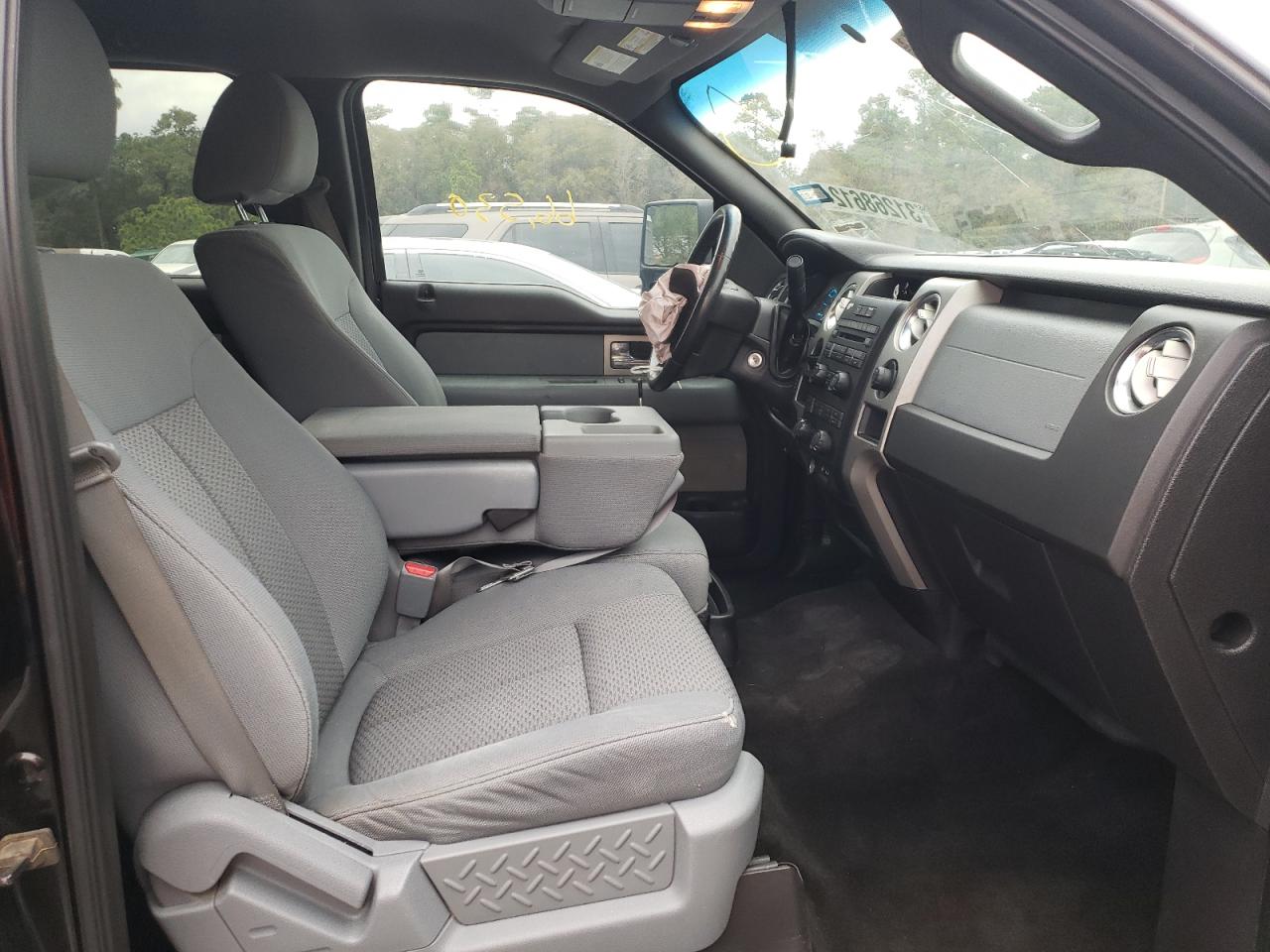 Photo 5 from auction – 2011 FORD F150 SUPER with VIN 1FTFW1CT9BFB15815