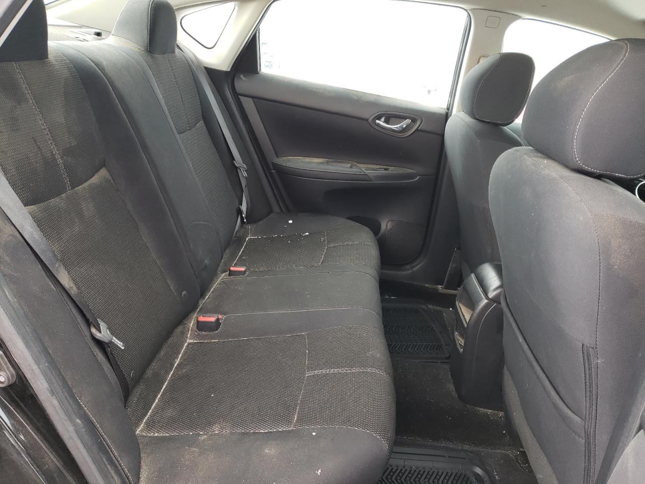 Photo 6 from auction – 2017 NISSAN SENTRA S with VIN 3N1AB7AP3HY406765