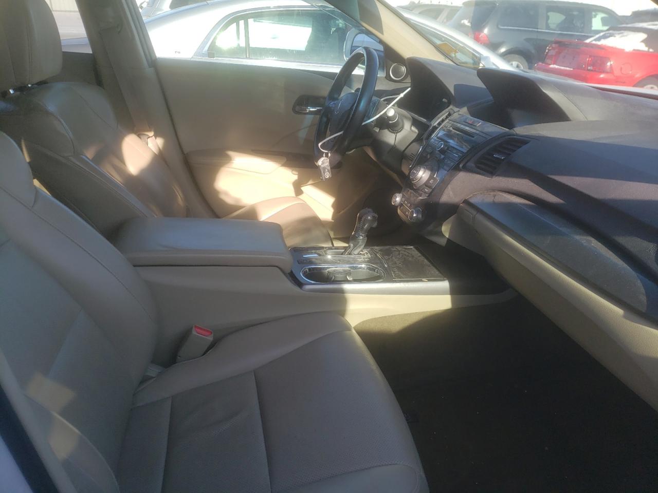 Photo 5 from auction – 2013 ACURA RDX TECHNO with VIN 5J8TB4H5XDL012399