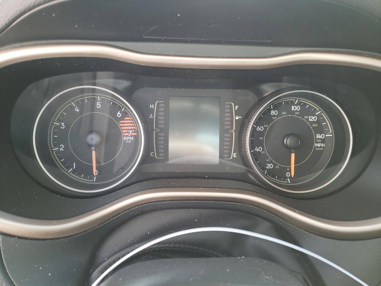 Photo 8 from auction – 2016 JEEP CHEROKEE L with VIN 1C4PJMCB5GW118164
