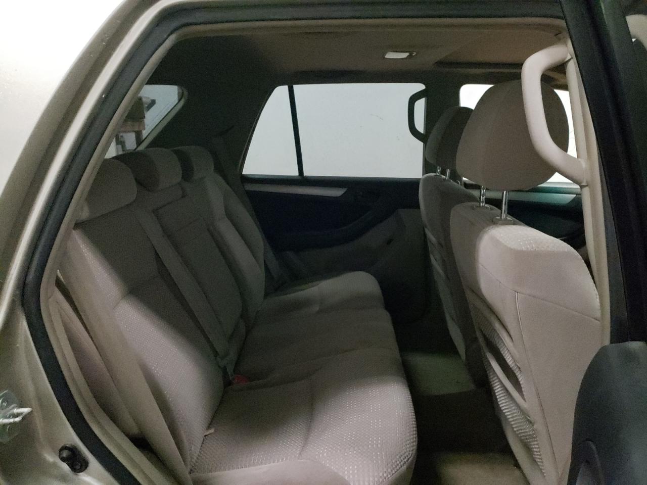Photo 6 from auction – 2005 TOYOTA 4RUNNER SR with VIN JTEBU14RX50057224
