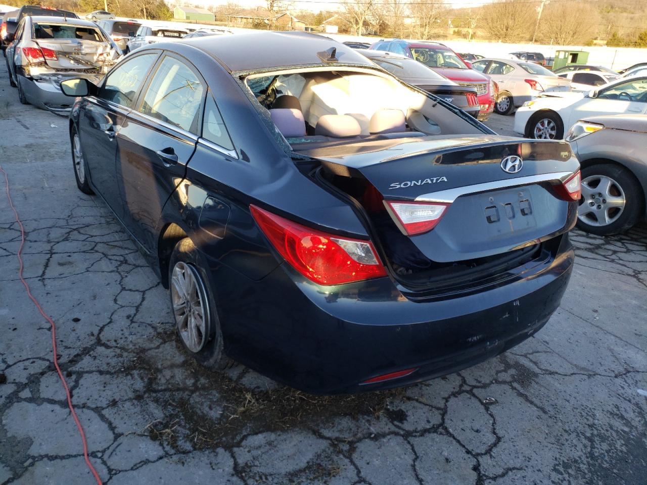Photo 3 from auction – 2011 HYUNDAI SONATA GLS with VIN 5NPEB4ACXBH014106