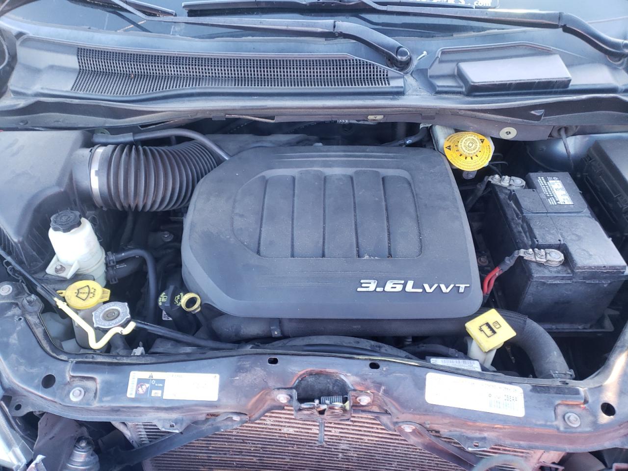 Photo 7 from auction – 2014 CHRYSLER TOWN & COU with VIN 2C4RC1BG7ER255644