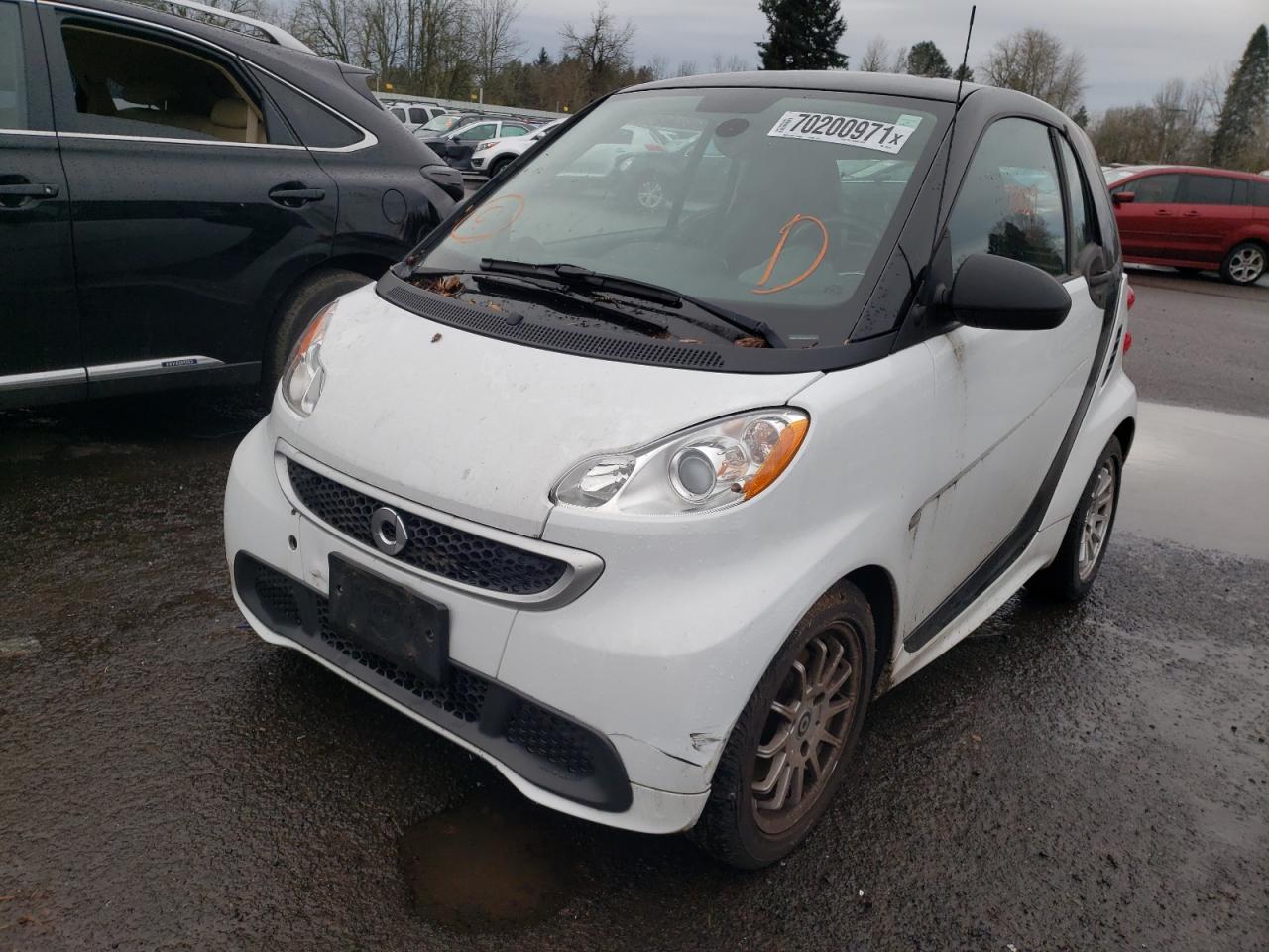 Photo 2 from auction – 2014 SMART FORTWO PUR with VIN WMEEJ3BAXEK745216