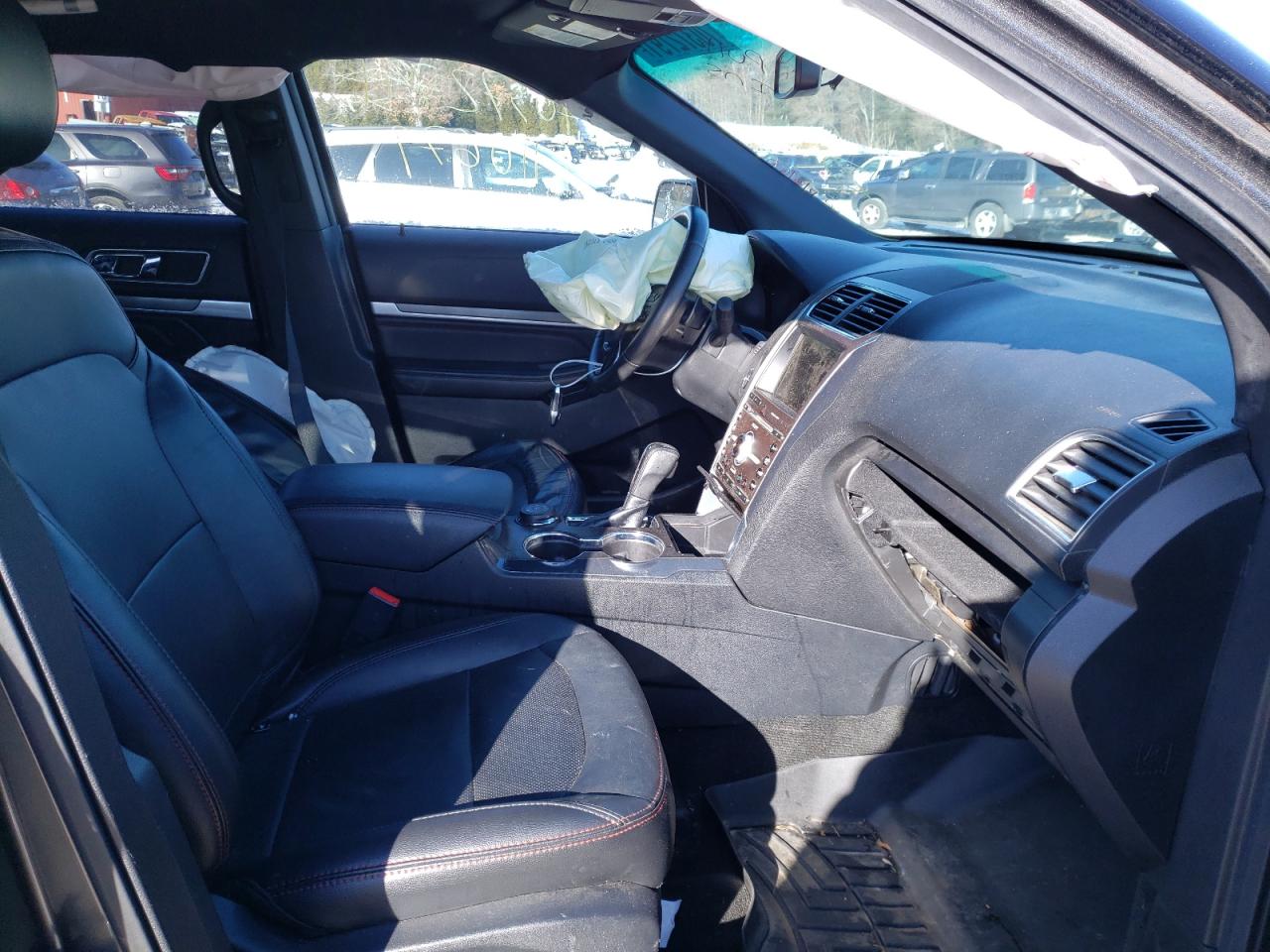 Photo 5 from auction – 2016 FORD EXPLORER S with VIN 1FM5K8GT3GGB00167