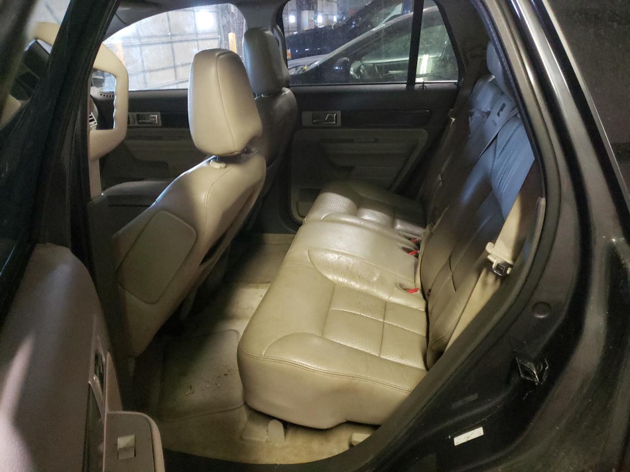 Photo 6 from auction – 2007 LINCOLN MKX with VIN 2LMDU88C17BJ15492