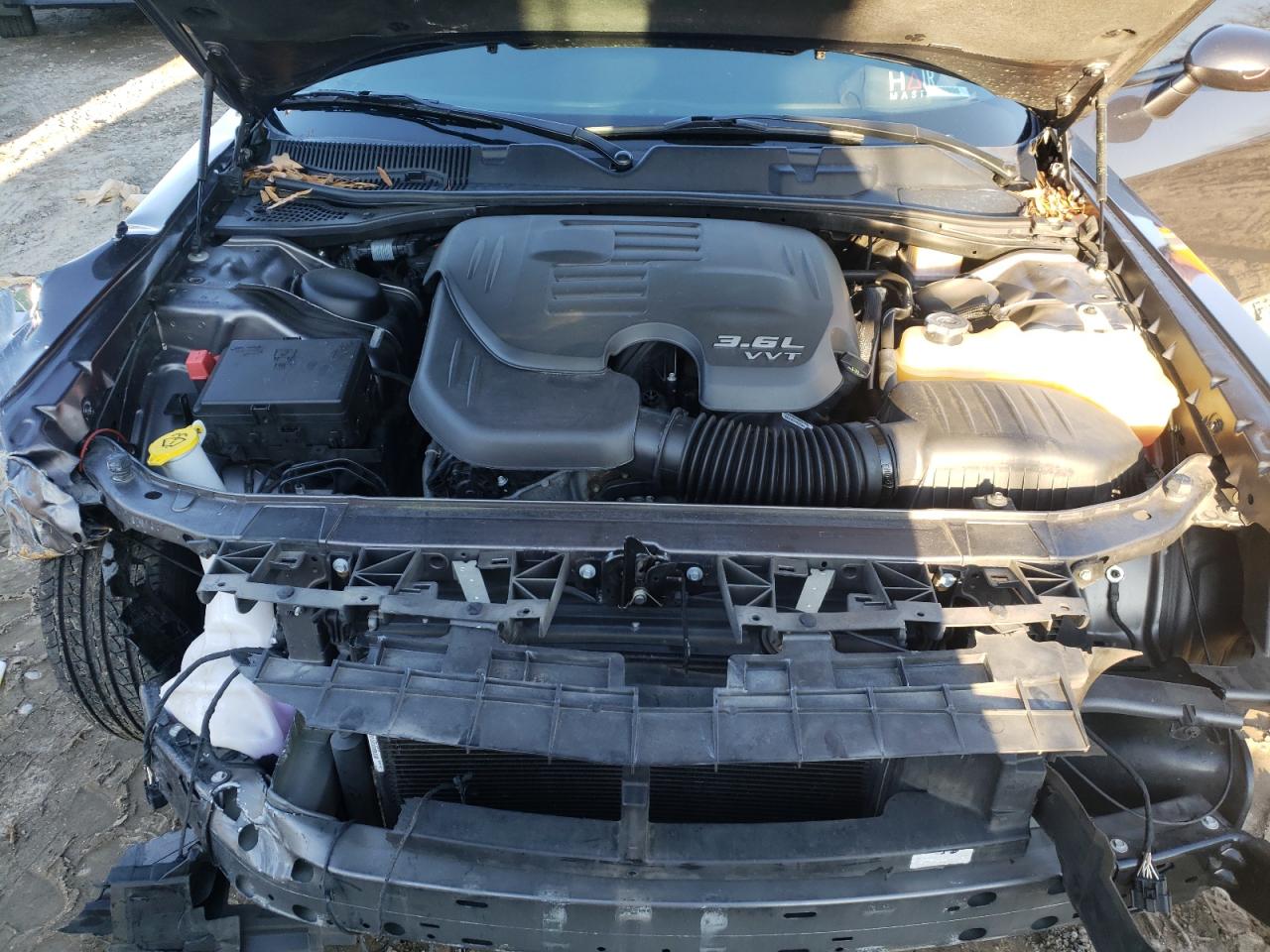 Photo 7 from auction – 2019 DODGE CHALLENGER with VIN 2C3CDZAG1KH500530