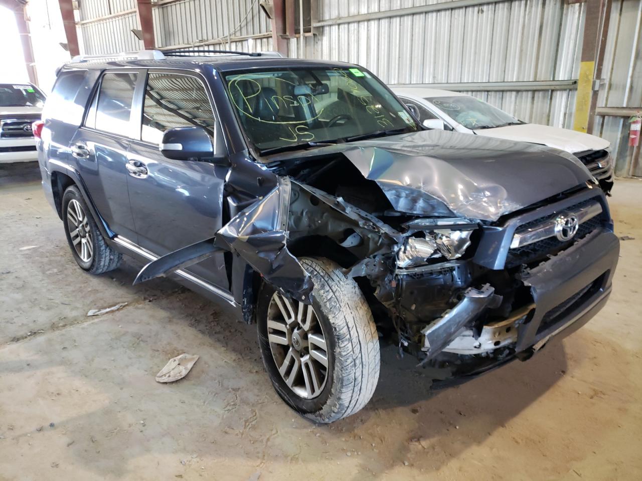 TOYOTA 4RUNNER SR 2013 with VIN JTEZU5JR4D5050071 - Photo from auction