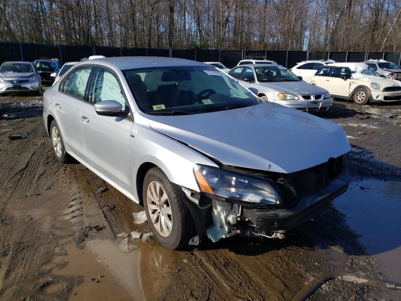 Photo 1 from auction – 2015 VOLKSWAGEN PASSAT S with VIN 1VWAT7A32FC035303
