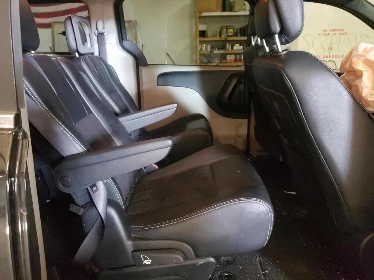 Photo 6 from auction – 2019 DODGE GRAND CARA with VIN 2C4RDGCG0KR647827