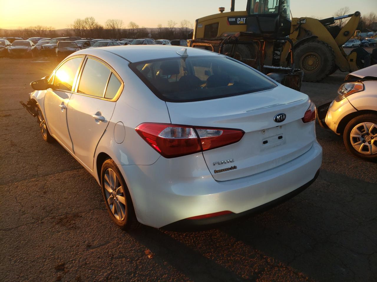 Photo 3 from auction – 2016 KIA FORTE LX with VIN KNAFX4A62G5445995