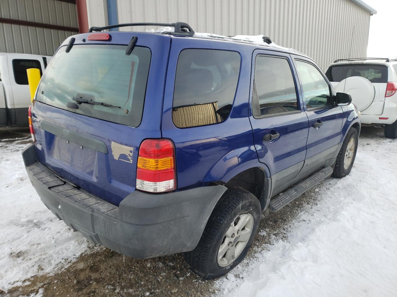 Photo 4 from auction – 2005 FORD ESCAPE XLT with VIN 1FMCU93175KC91856