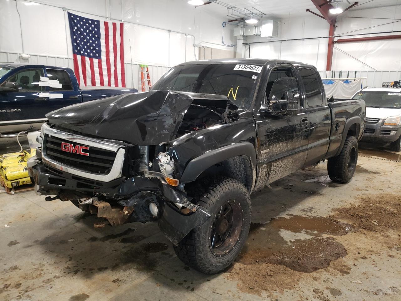 Photo 2 from auction – 2007 GMC SIERRA K25 with VIN 1GTHK29D77E156967