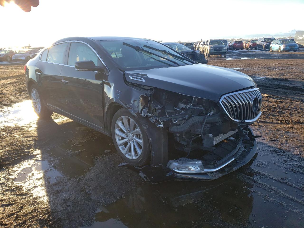 BUICK LACROSSE 2014 with VIN 1G4GB5G31EF239501 - Photo from auction