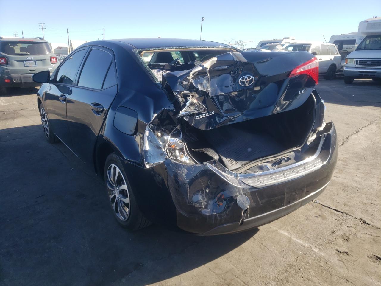Photo 3 from auction – 2017 TOYOTA COROLLA L with VIN 5YFBURHE8HP714607