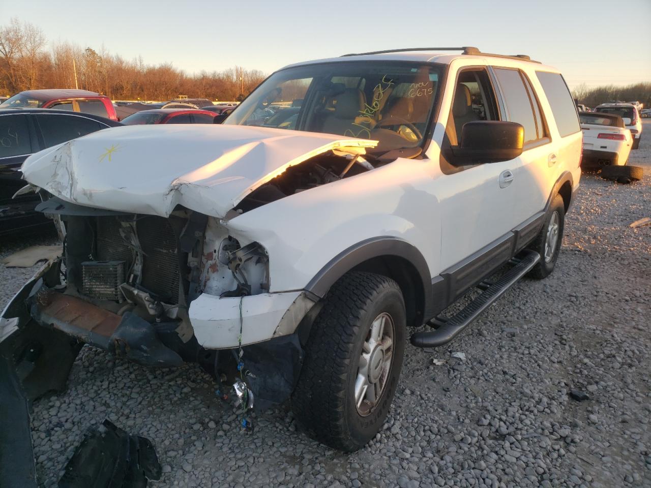 Photo 2 from auction – 2004 FORD EXPEDITION with VIN 1FMPU15L94LA56675