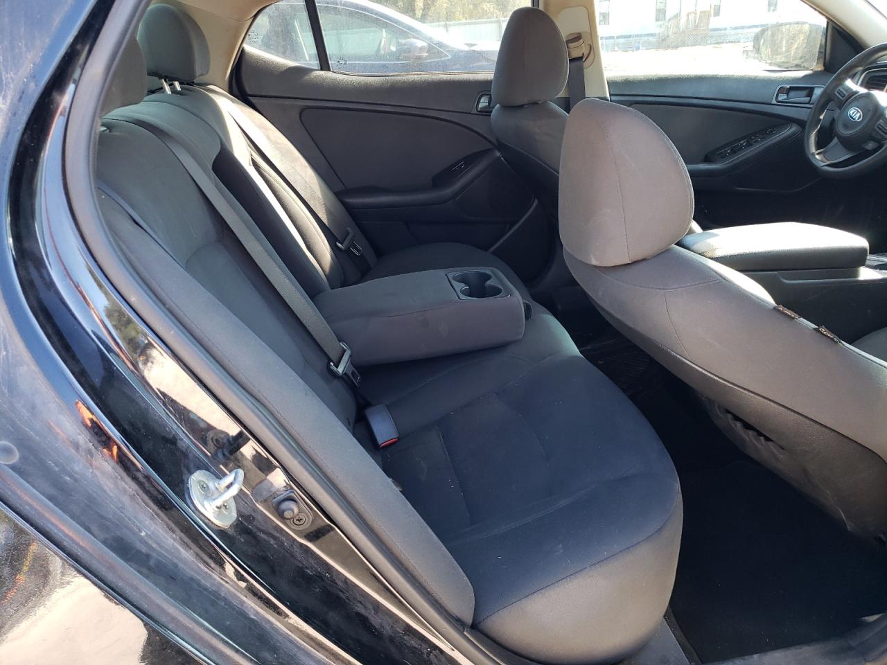 Photo 6 from auction – 2015 KIA OPTIMA LX with VIN 5XXGM4A75FG432872