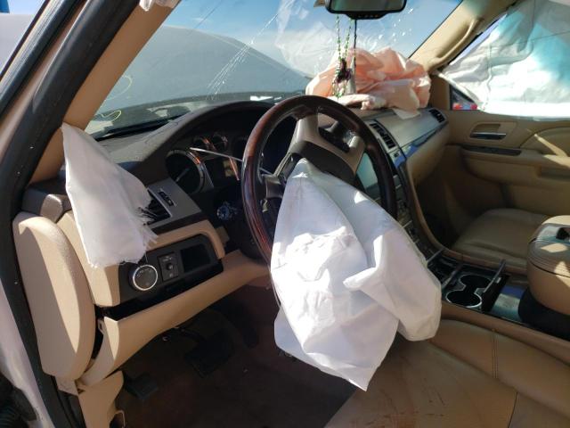 Photo 8 from auction – 2011 CADILLAC ESCALADE with VIN 1GYS3AEF9BR340730