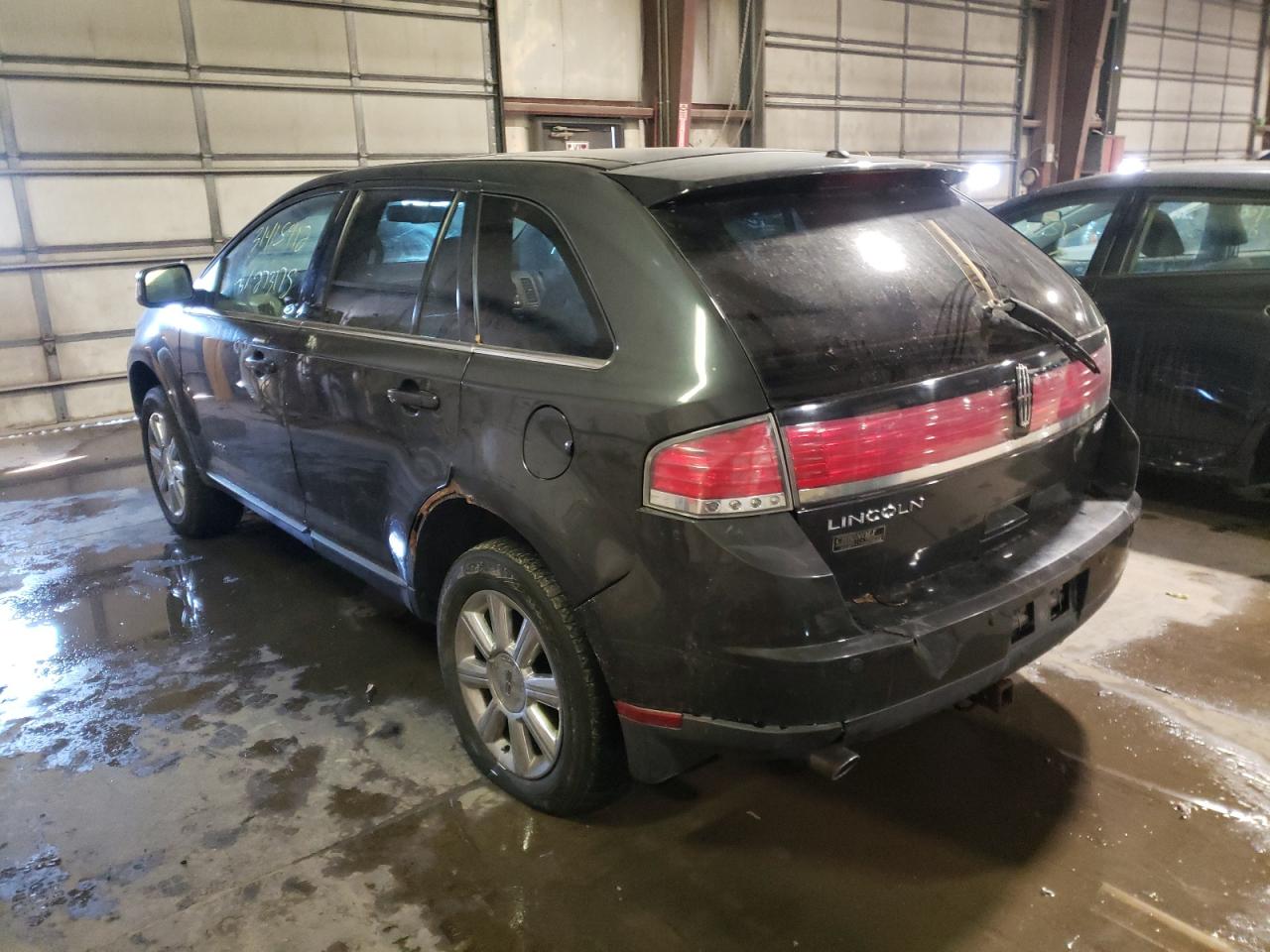 Photo 3 from auction – 2007 LINCOLN MKX with VIN 2LMDU88C17BJ15492