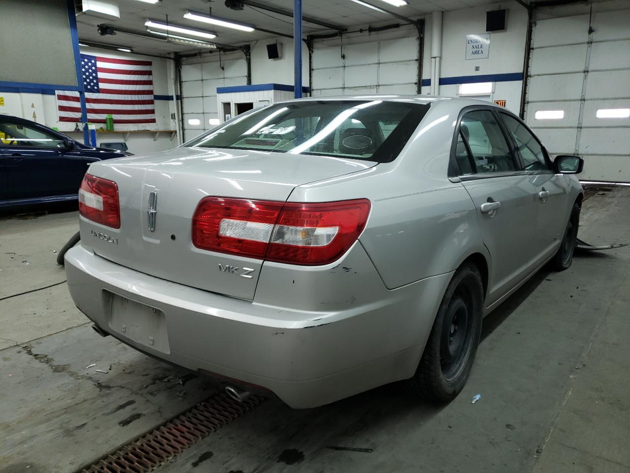 Photo 4 from auction – 2007 LINCOLN MKZ with VIN 3LNHM26T07R618705