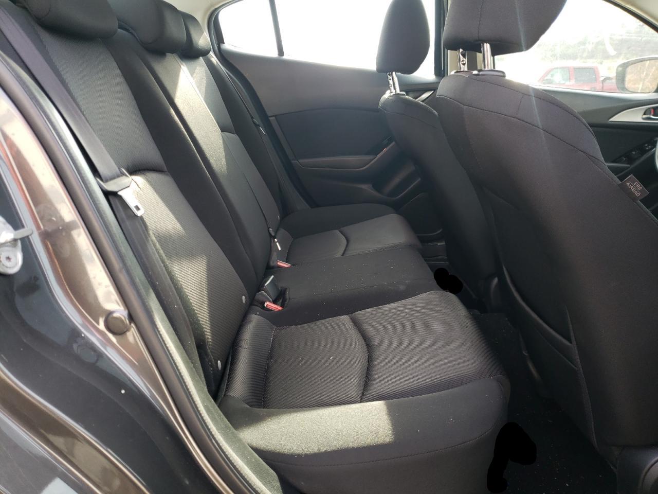 Photo 6 from auction – 2018 MAZDA 3 SPORT with VIN 3MZBN1U76JM230256