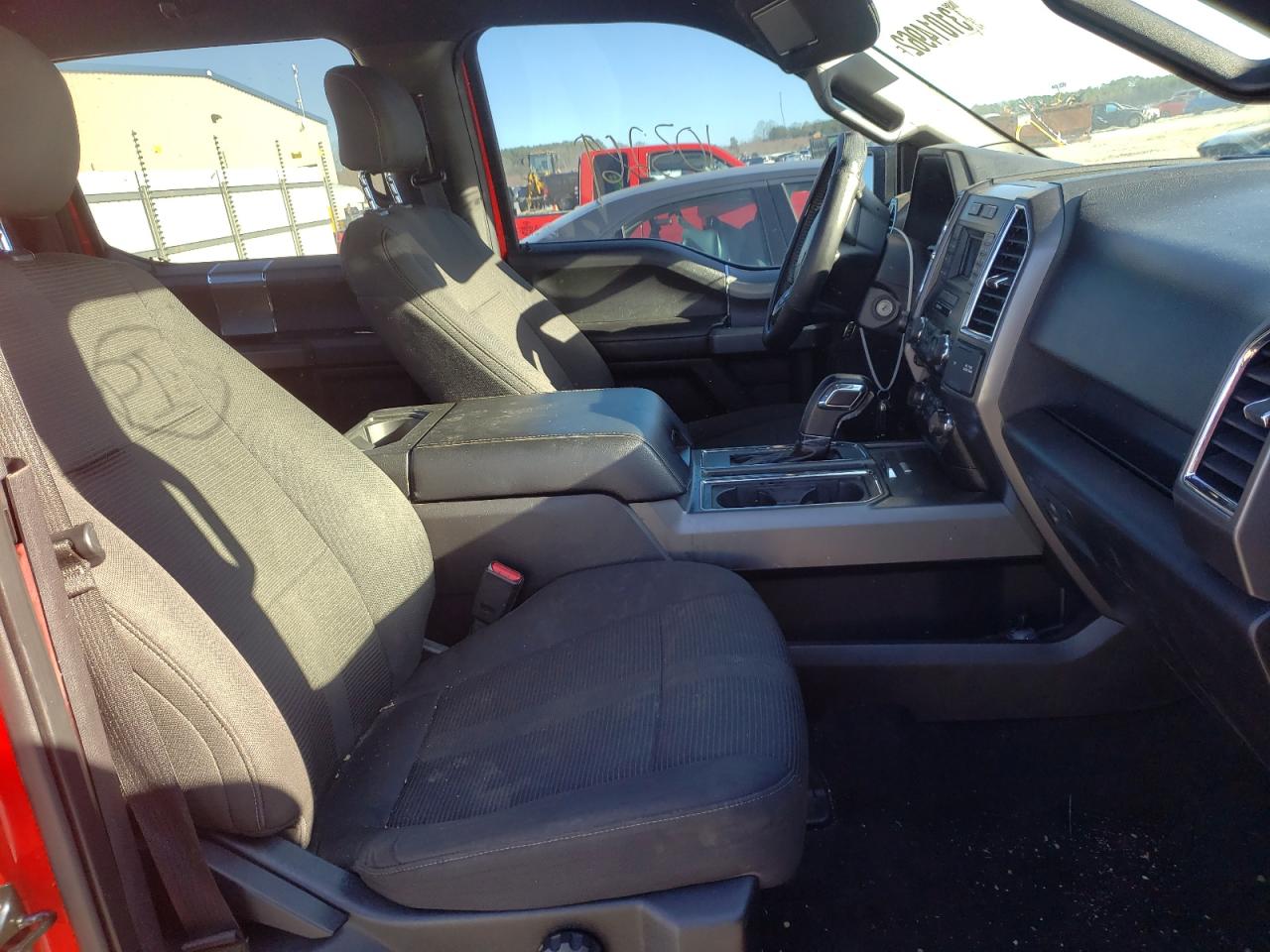 Foto 5 de la subasta – 2016 FORD F150 SUPER con VIN 1FTEW1EP2GFC27701