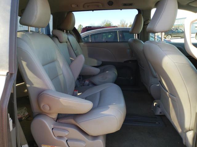 Photo 6 from auction – 2018 TOYOTA SIENNA XLE with VIN 5TDYZ3DC2JS917406