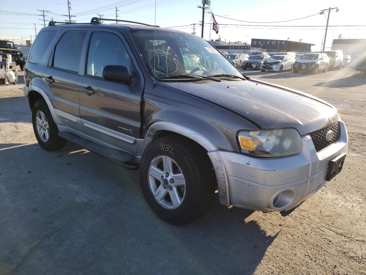 FORD ESCAPE HEV 2005 with VIN 1FMCU95HX5KE18299 - Photo from auction