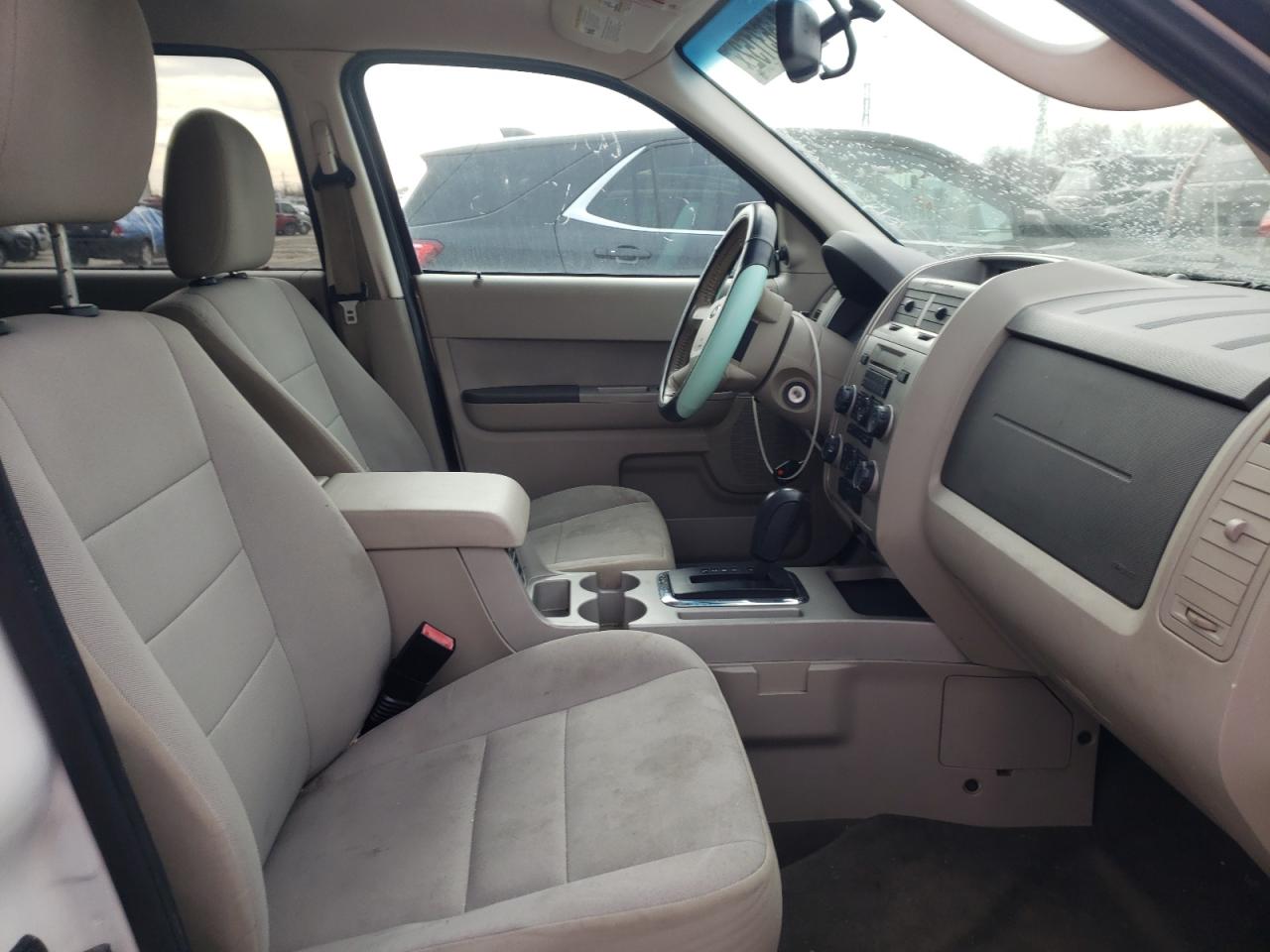 Photo 5 from auction – 2012 FORD ESCAPE XLT with VIN 1FMCU9D76CKB56318