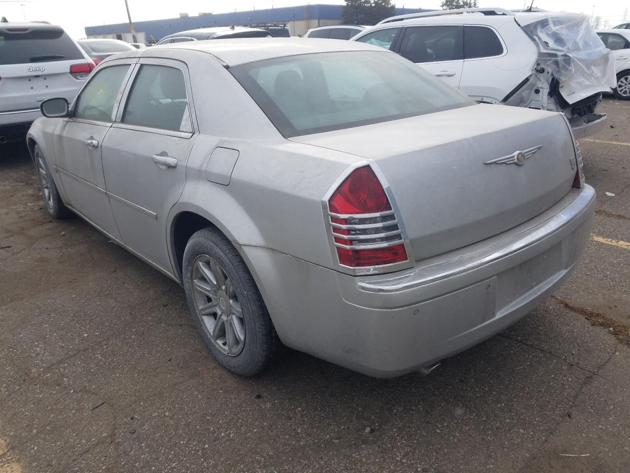 Photo 3 from auction – 2005 CHRYSLER 300C with VIN 2C3AA63HX5H140151