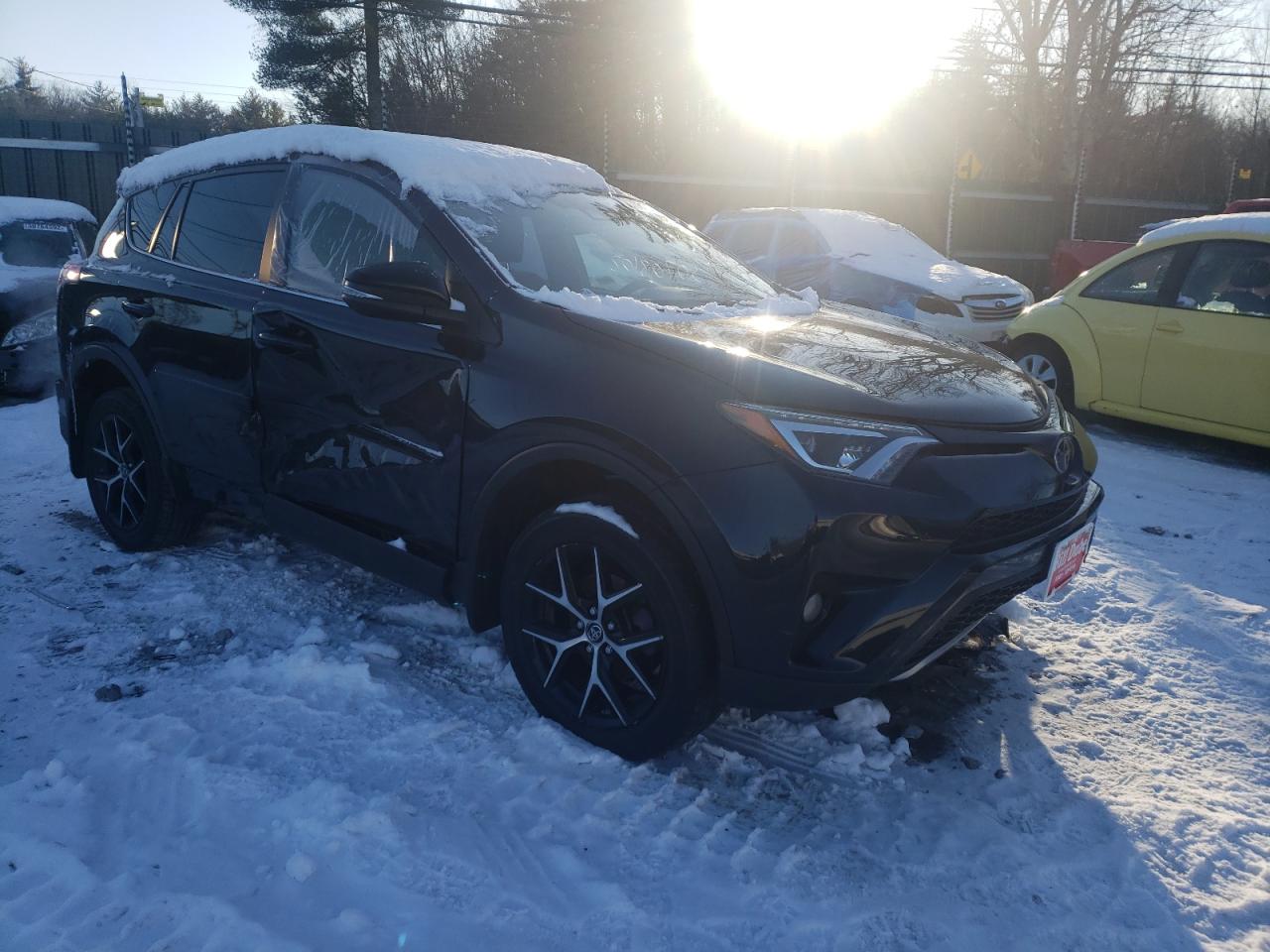 TOYOTA RAV4 SE 2017 with VIN JTMJFREV7HJ141343 - Photo from auction