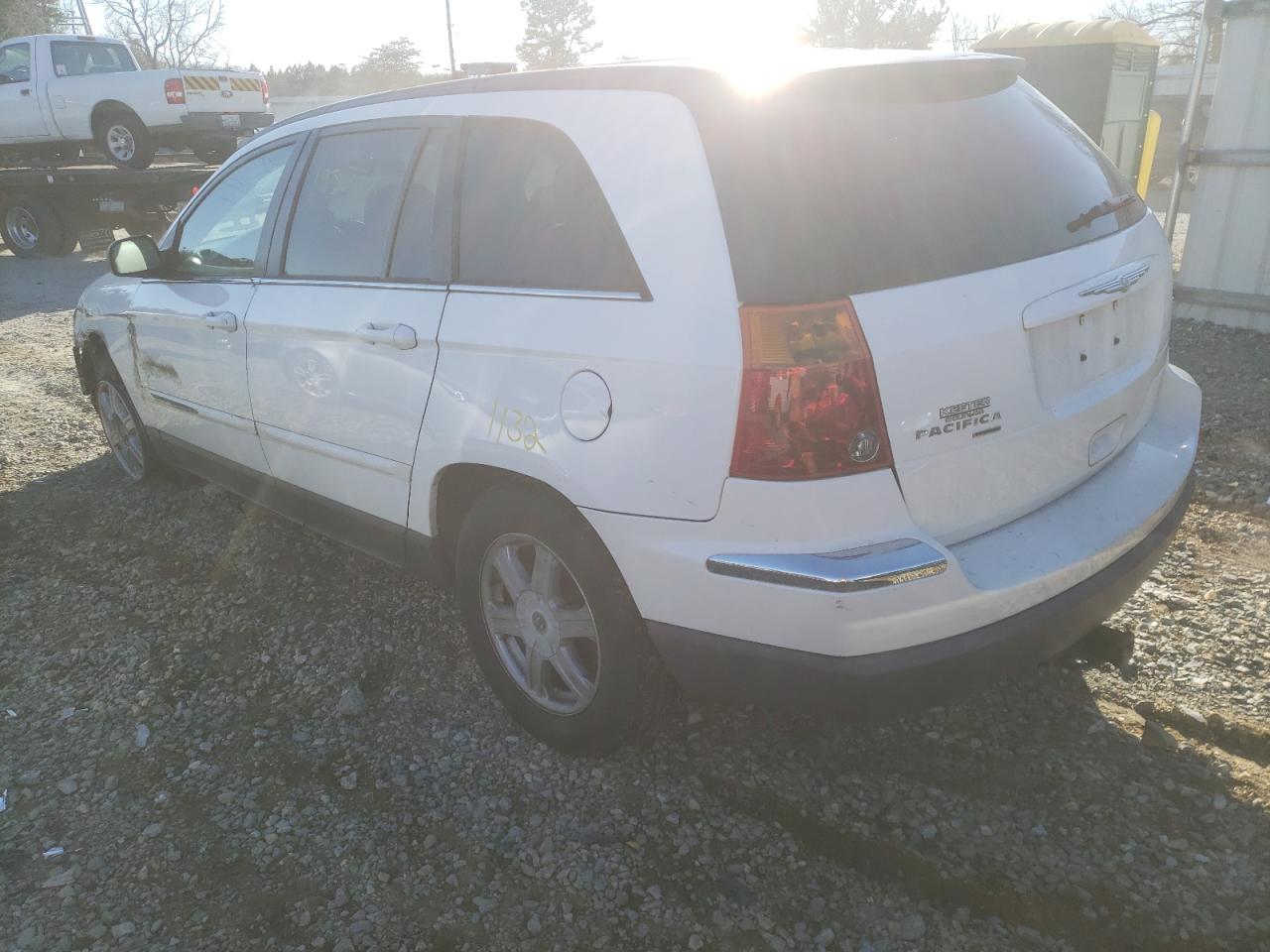 Photo 3 from auction – 2005 CHRYSLER PACIFICA T with VIN 2C4GM68435R550481