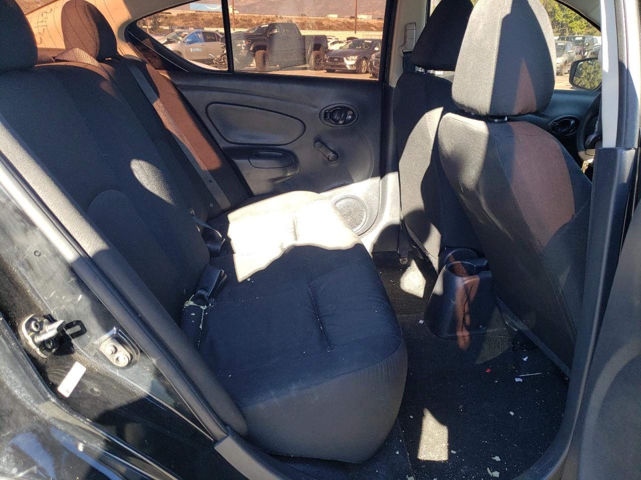 Photo 6 from auction – 2019 NISSAN VERSA S with VIN 3N1CN7AP3KL838776