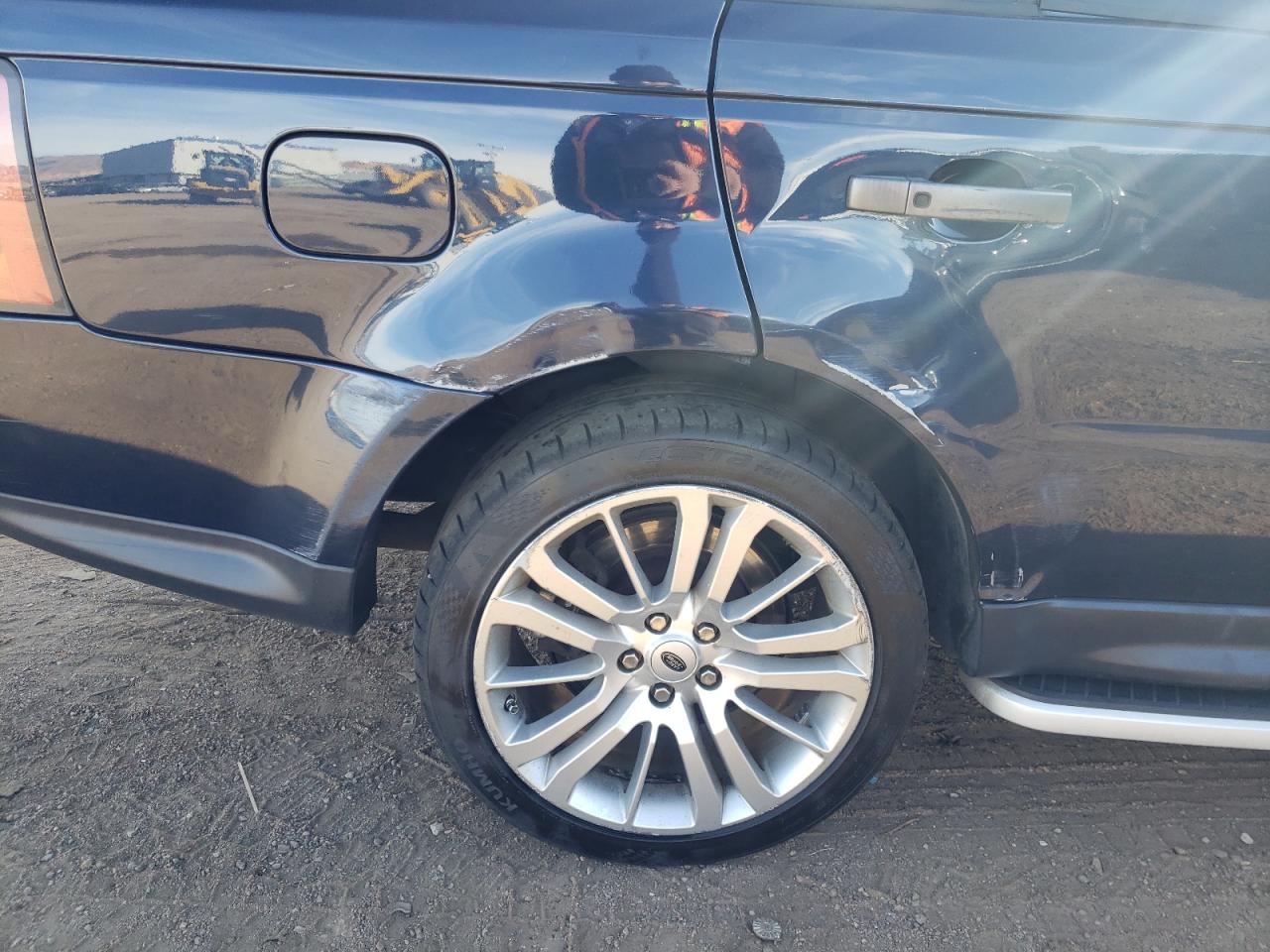 Photo 9 from auction – 2011 LAND ROVER RANGE ROVE with VIN SALSK2D47BA296586