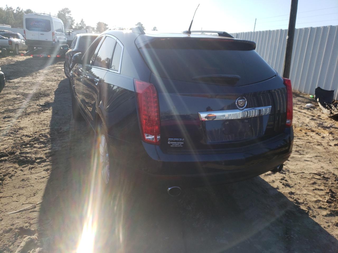 Photo 3 from auction – 2011 CADILLAC SRX LUXURY with VIN 3GYFNAEY1BS518947