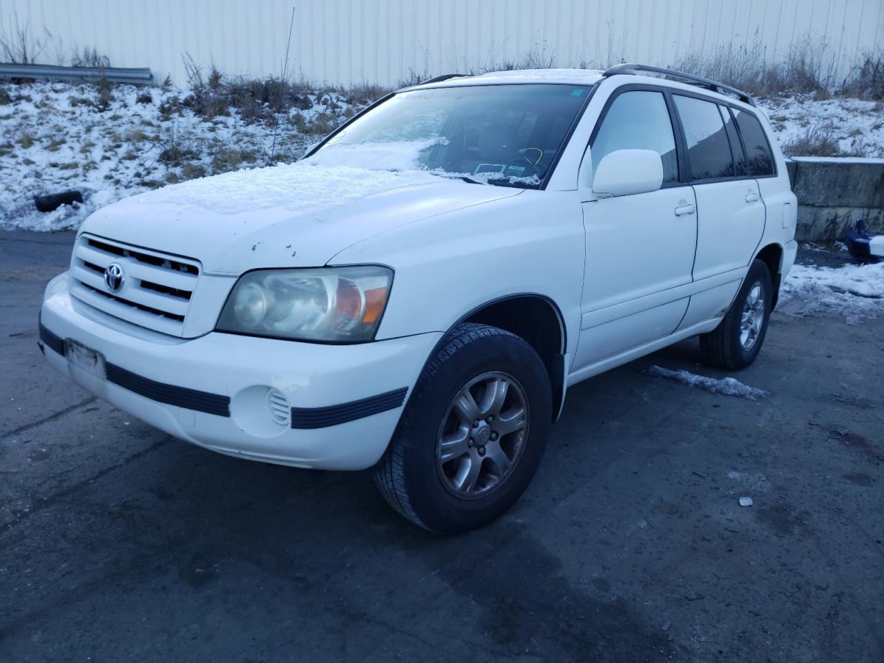 Photo 2 from auction – 2004 TOYOTA HIGHLANDER with VIN JTEHD21A140029857