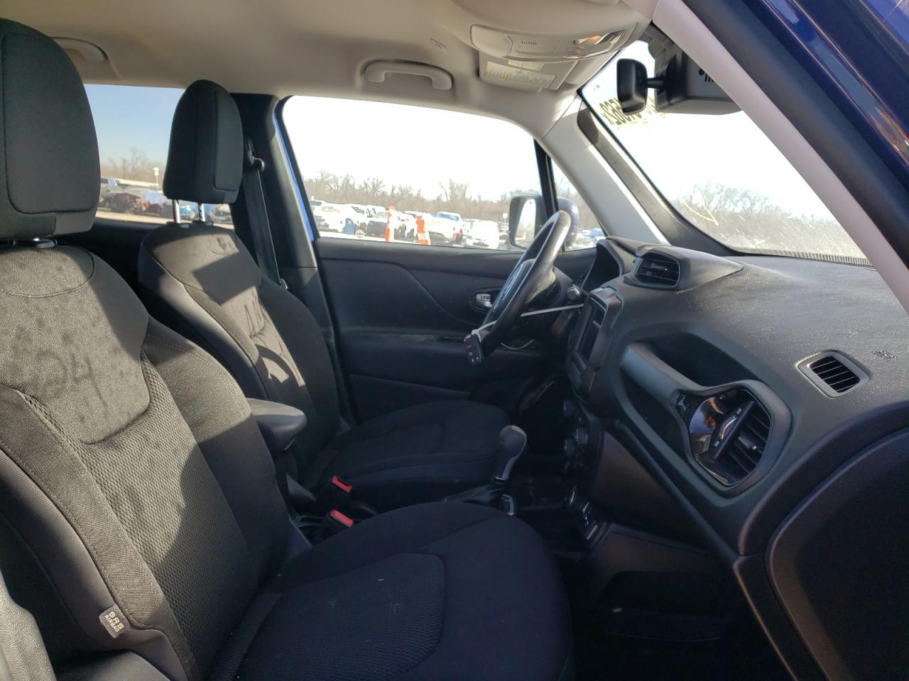 Photo 5 from auction – 2018 JEEP RENEGADE L with VIN ZACCJBBB3JPH76624
