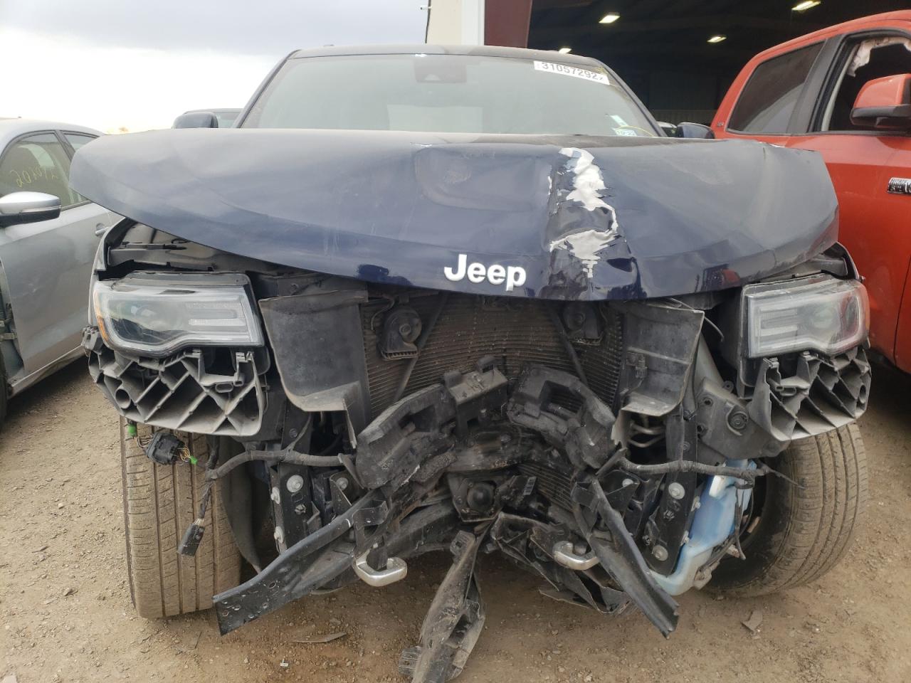 Photo 9 from auction – 2018 JEEP GRAND CHER with VIN 1C4RJEBG2JC275560
