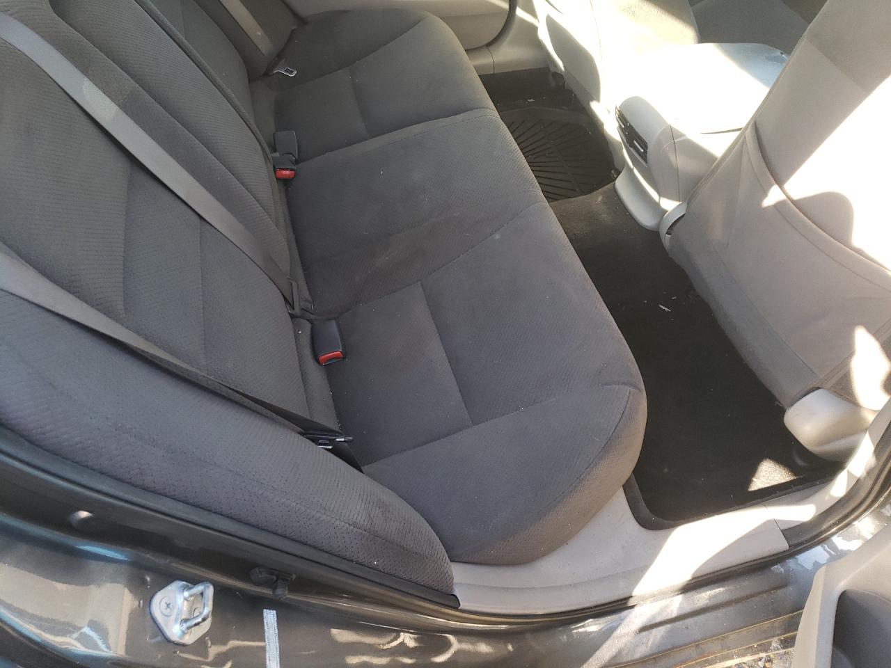 Photo 6 from auction – 2011 HONDA ACCORD EX with VIN 1HGCP2F7XBA073528