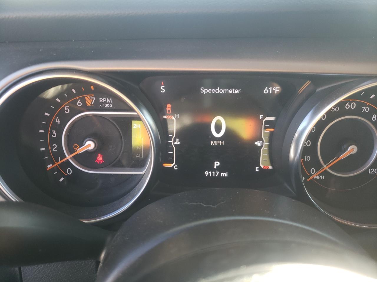 Photo 8 from auction – 2021 JEEP GLADIATOR with VIN 1C6HJTAG0ML559900