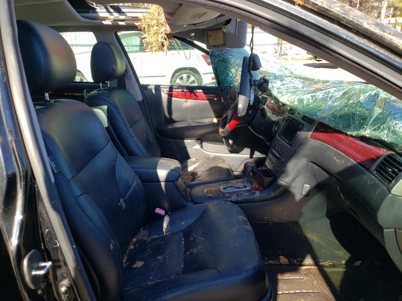 Photo 5 from auction – 2005 LEXUS ES 330 with VIN JTHBA30GX55102001