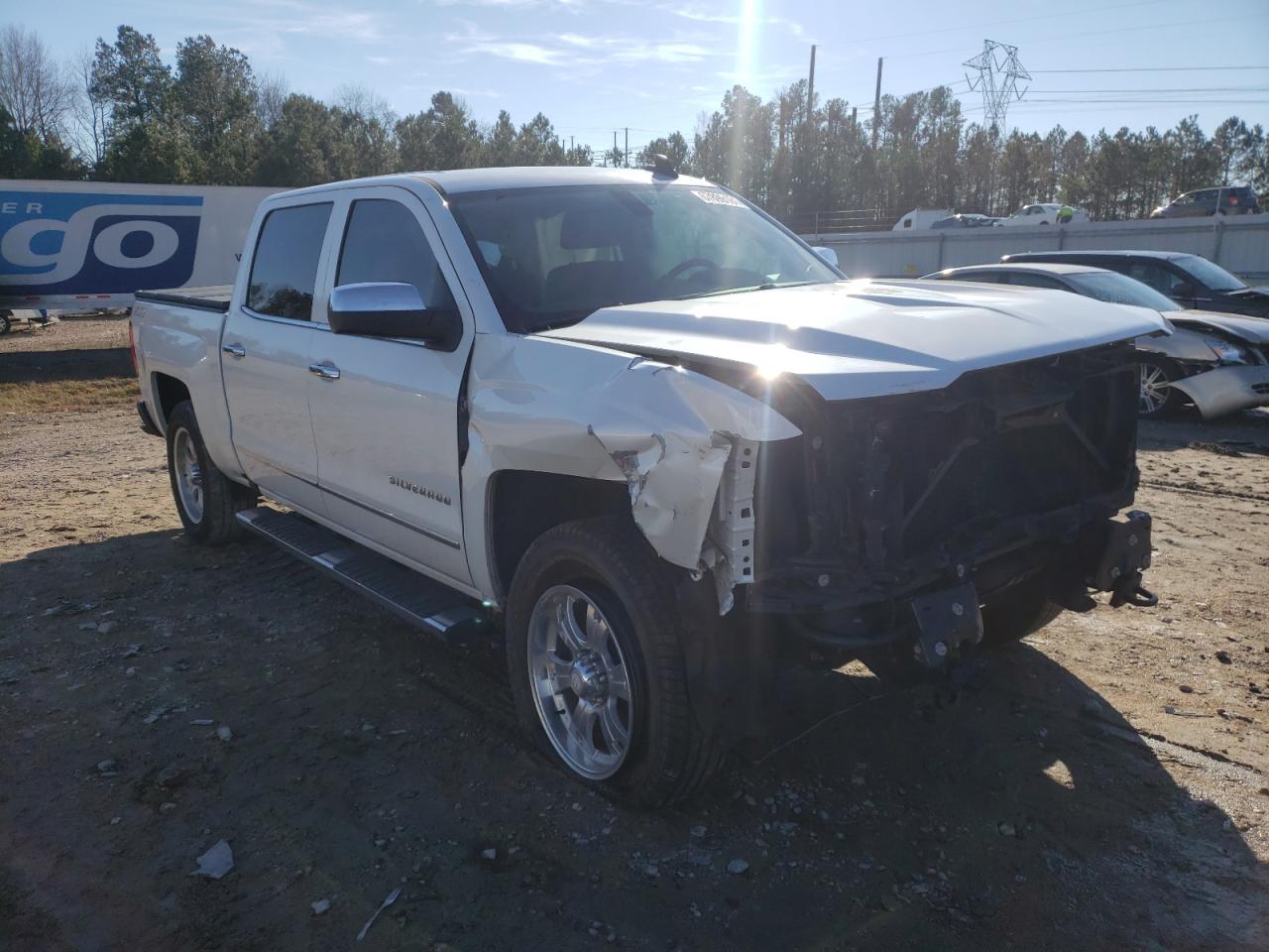 CHEVROLET SILVERADO 2018 with VIN 3GCUKSER3JG407399 - Photo from auction