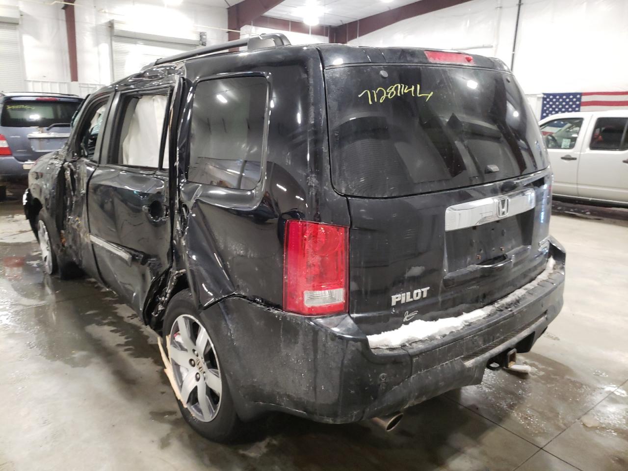 Photo 3 from auction – 2015 HONDA PILOT TOUR with VIN 5FNYF4H95FB062743