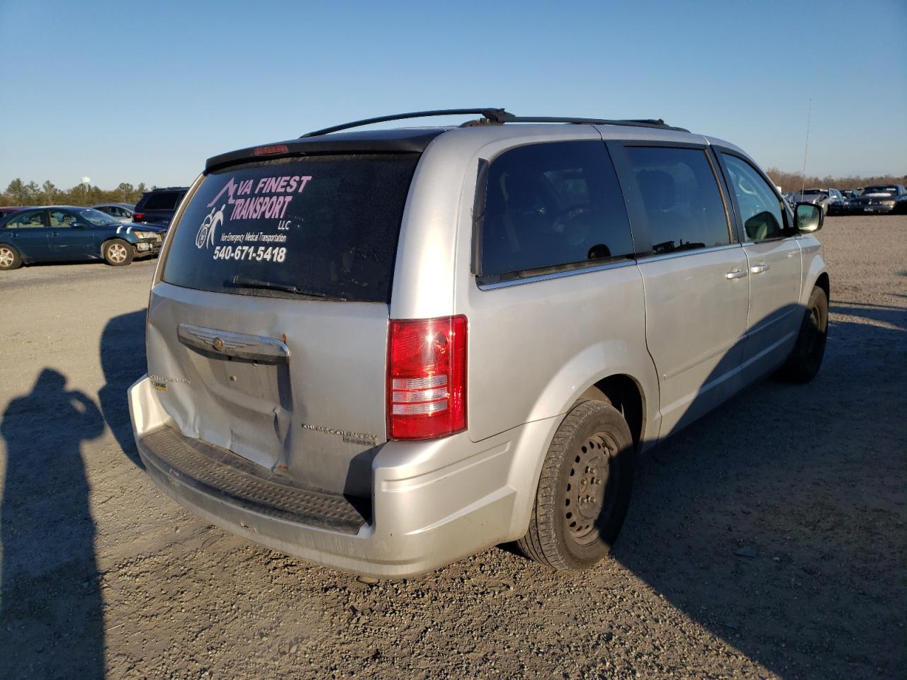 Photo 4 from auction – 2010 CHRYSLER TOWN & COU with VIN 2A4RR4DE0AR315165