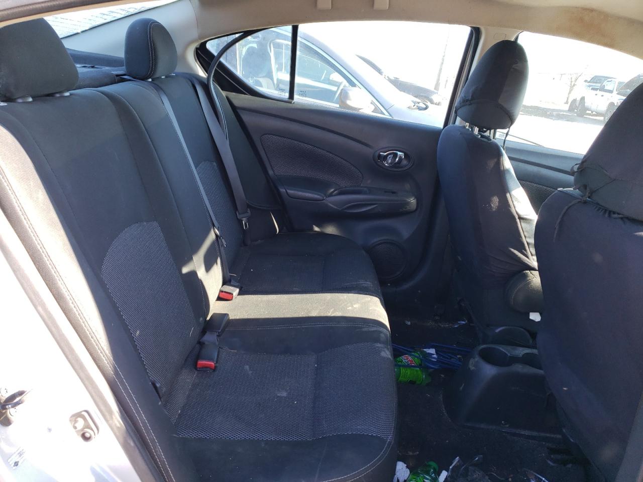 Photo 6 from auction – 2018 NISSAN VERSA S with VIN 3N1CN7AP7JK427983