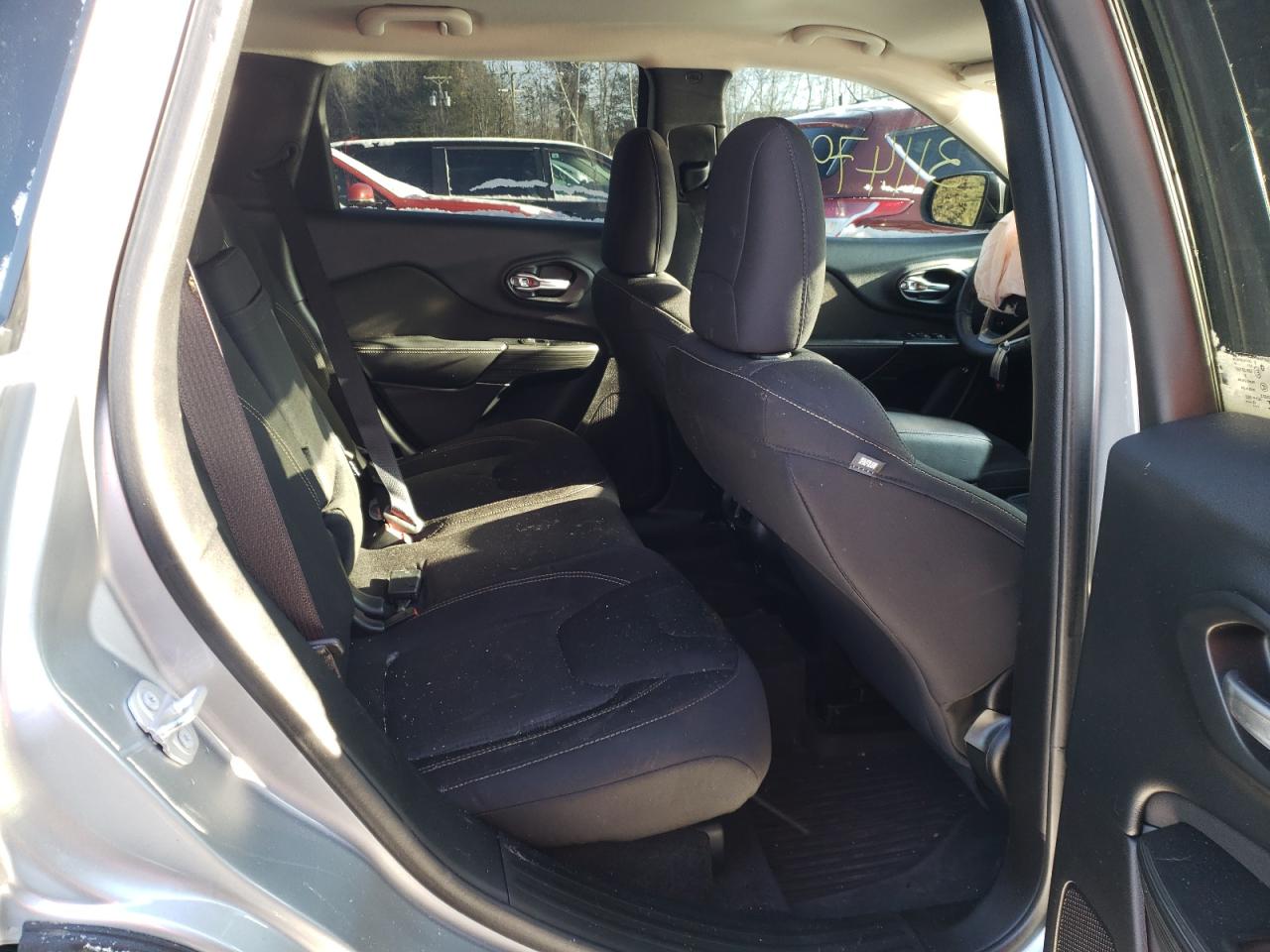 Photo 6 from auction – 2016 JEEP CHEROKEE L with VIN 1C4PJMCB5GW118164