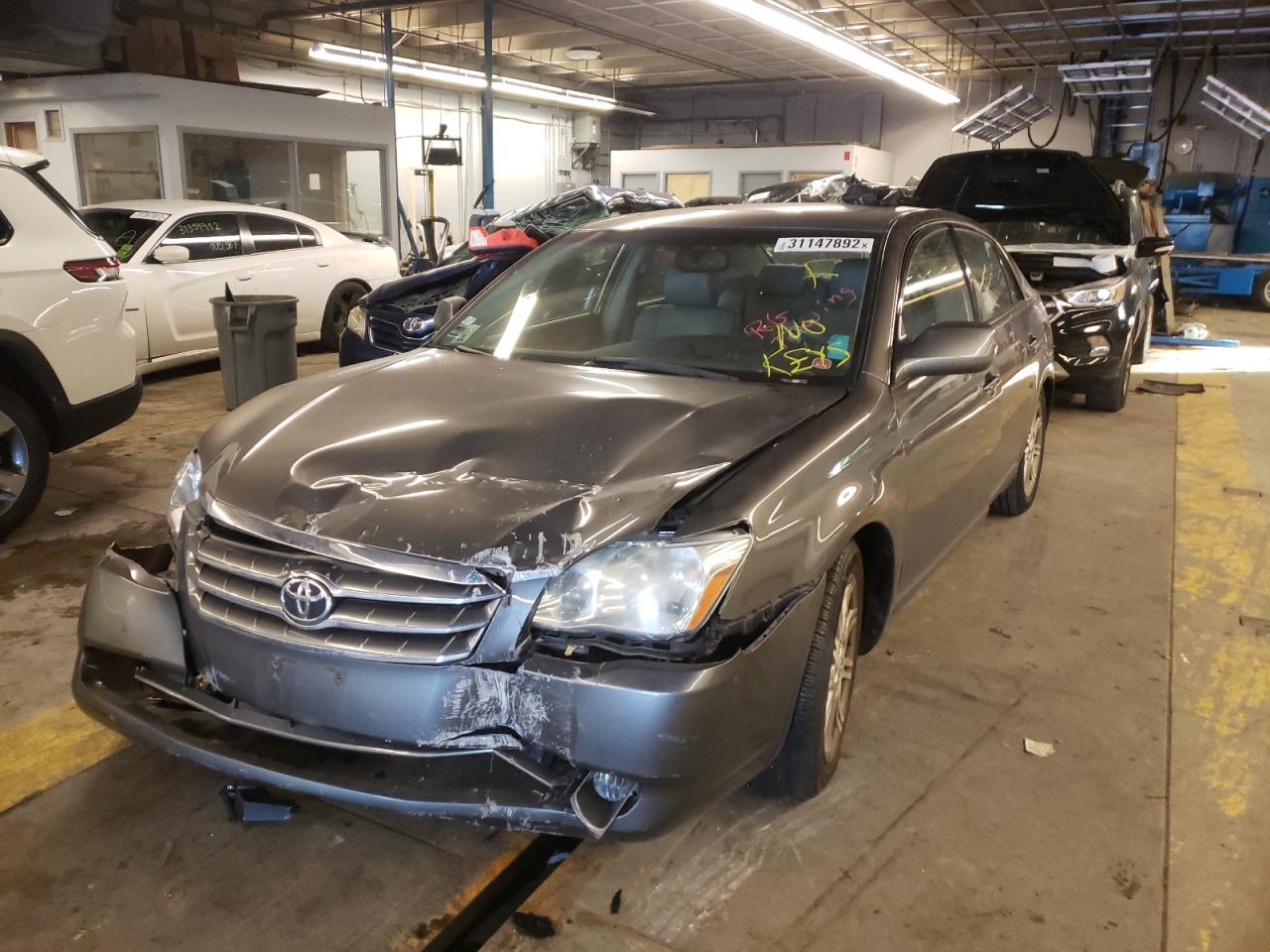 Photo 2 from auction – 2006 TOYOTA AVALON 4D with VIN 4T1BK36B46U132480