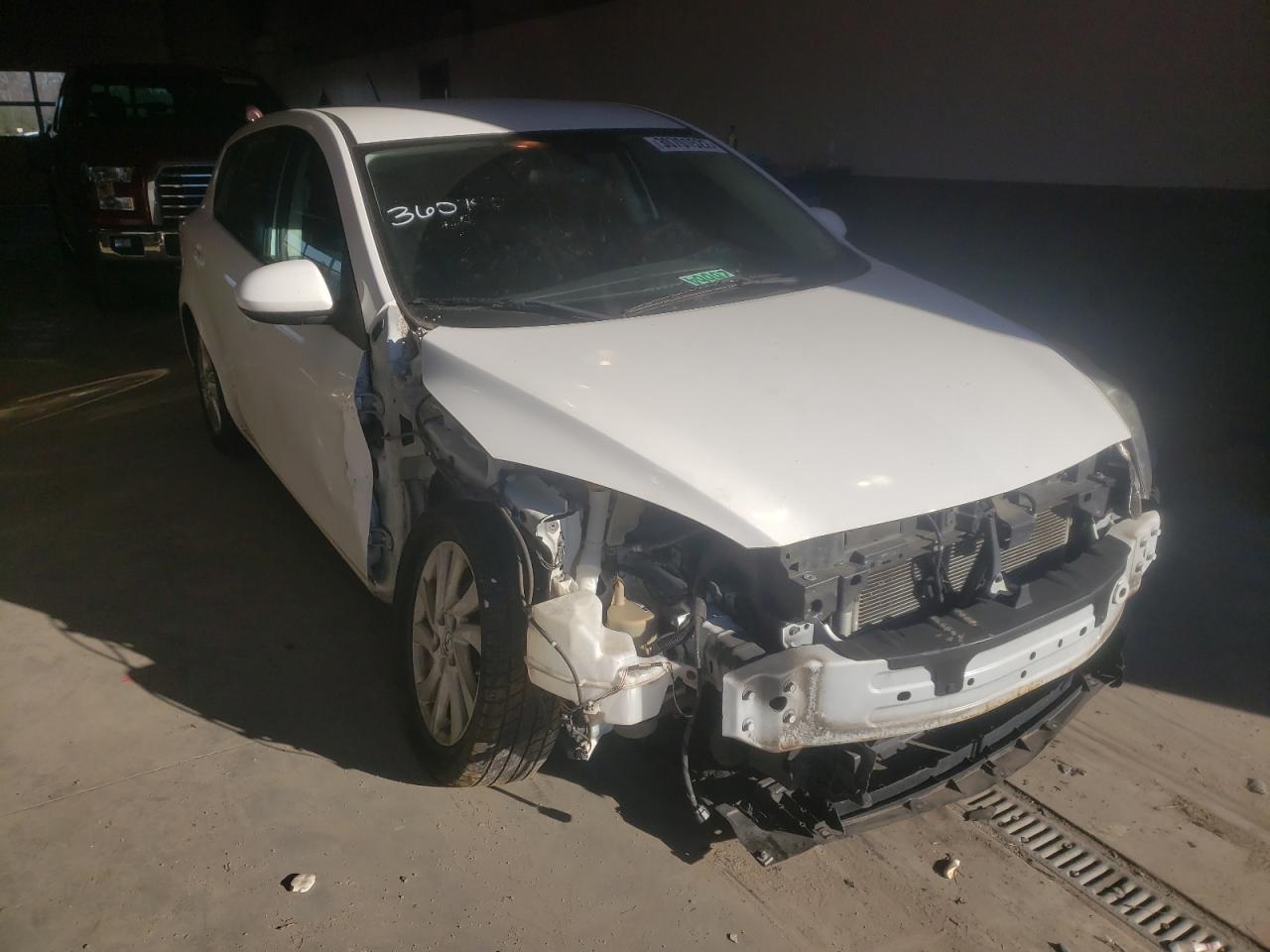 MAZDA 3 I 2012 with VIN JM1BL1L85C1699339 - Photo from auction
